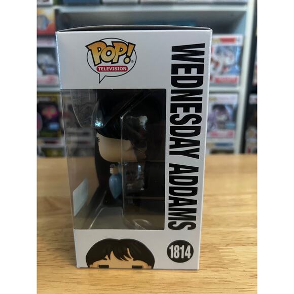 LE 9500 PCS EXC Wednesday w/ Piranhas Funko Pop #1814 Addams Family Ortega TV - Picture 4 of 6